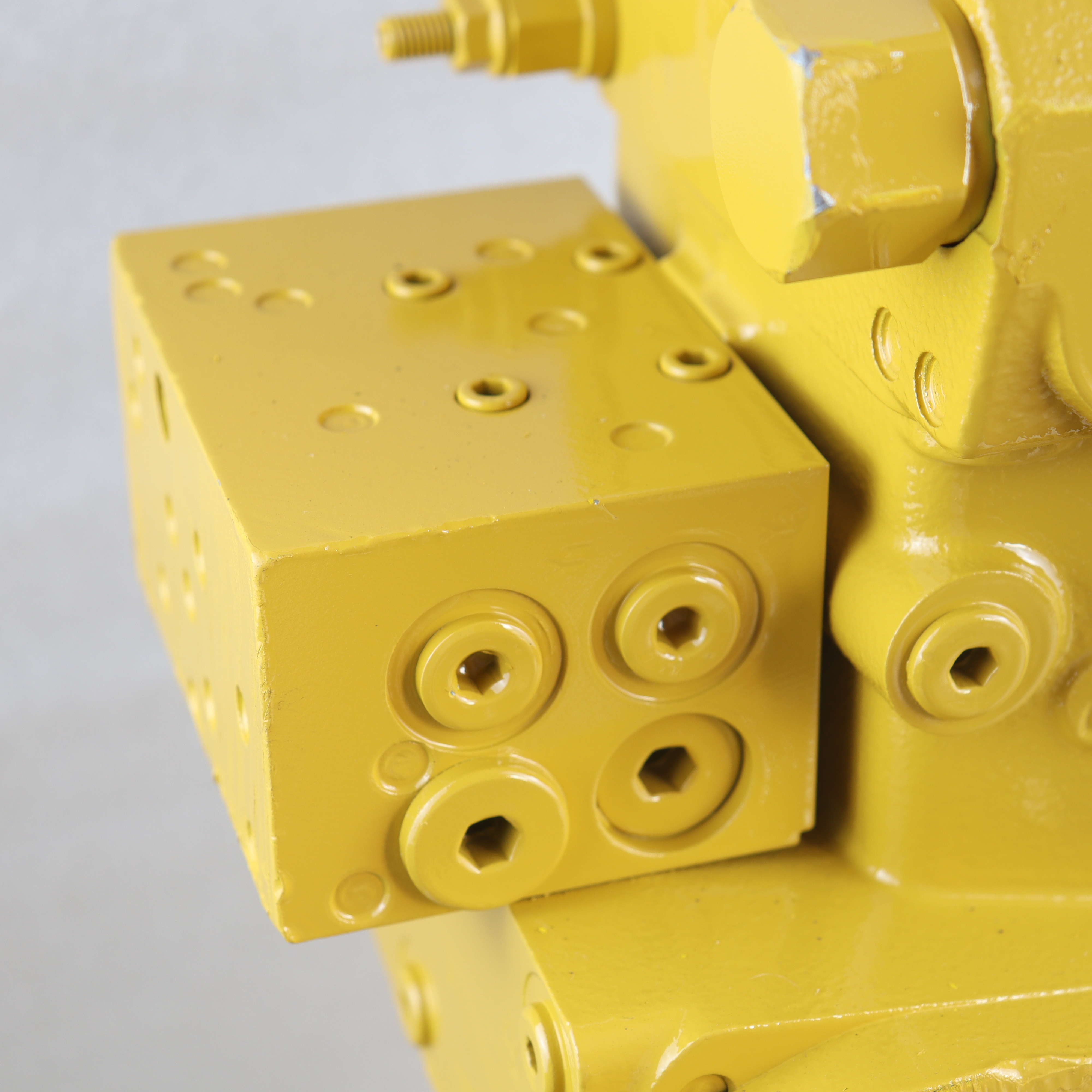 432-8567 excavator pump